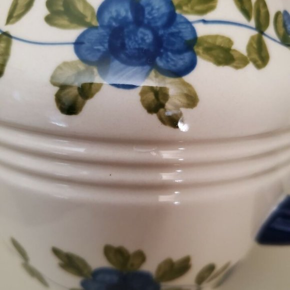 TABLETOPS Gallery Nicolette White Blue Floral Ceramic 9” PITCHER Berries on Vine - Picture 5 of 10